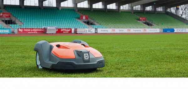 Header_Husqvarna_Automower_550_Stadium